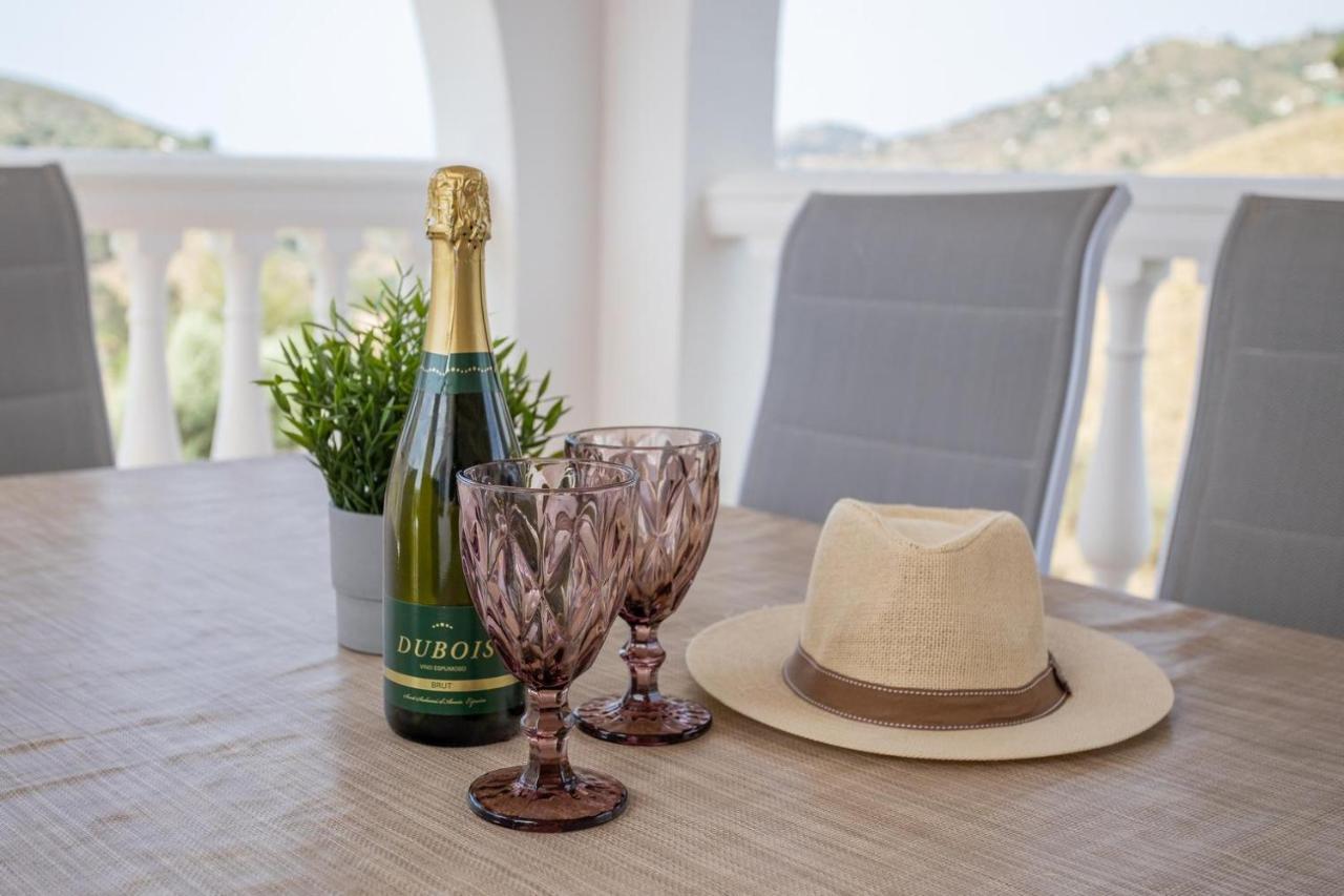 Villa Barbara Piscina Vallada Con Barbacoa By Andaraholidays Málaga Eksteriør billede