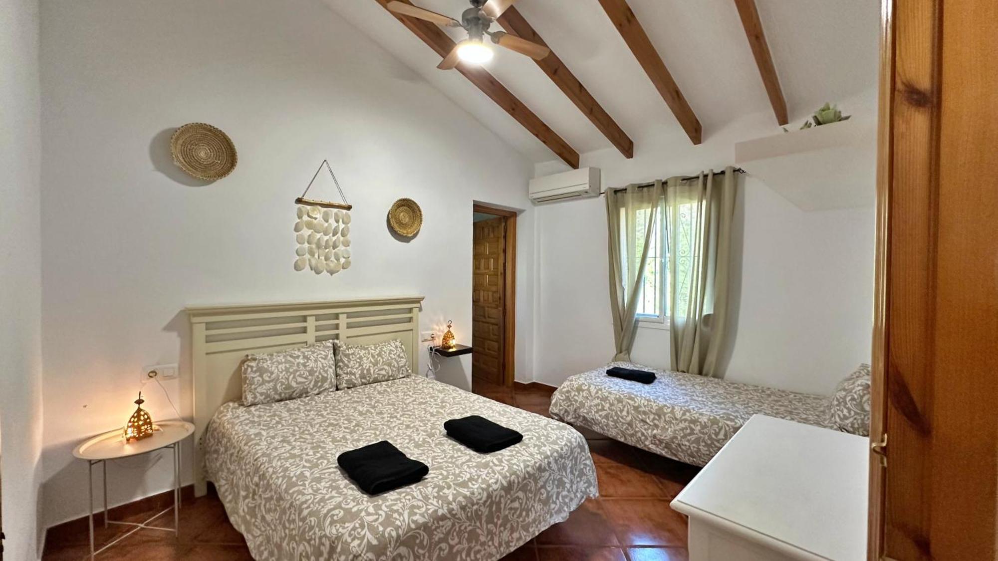 Villa Barbara Piscina Vallada Con Barbacoa By Andaraholidays Málaga Eksteriør billede